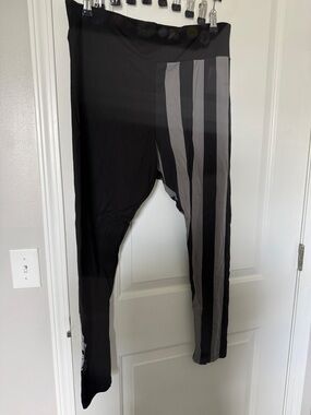 Killstar & Wednesday Black Label Hoodie Tag